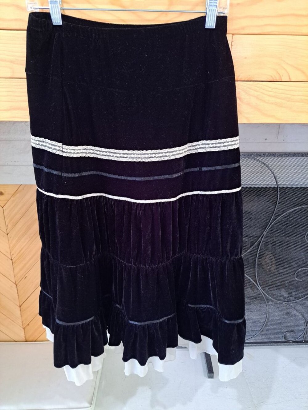 Vintage Velvet Maxi Skirt New York & Co Black Lace Ruffled Womens XS Festival - Picture 4 of 9